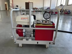 Heavy Duty 300T Acsr Conductor Jointing Compressor Machine Dengan 16-400mm2 Die Set