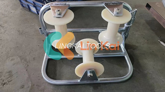 Heavy Duty Cable Laying Roller Untuk Tarik Kawat Beban Nomor 10-20kN