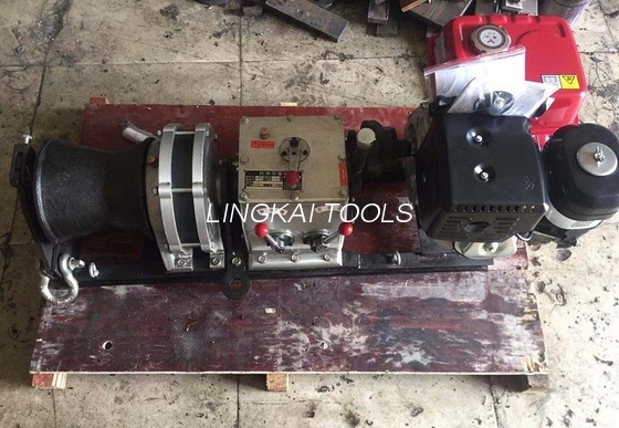 Single Capstan Kabel Kecepatan Cepat Penarik Winch Mesin Diesel Sesuai Konstruksi
